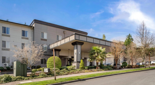 Comfort Suites Eugene University, Забронировать Отель Юджин Willamette Valley