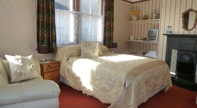Lyndale Guest House