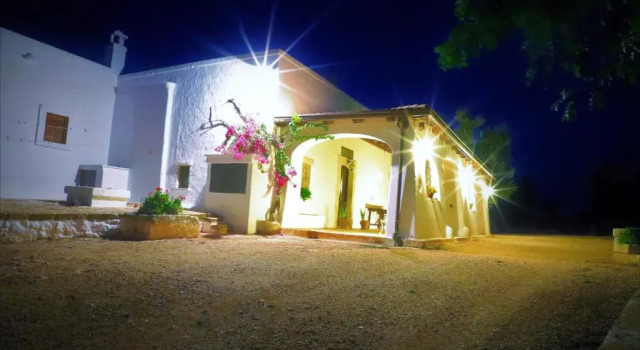 masseria LAMA DI GALIZIA, Buchen Sie Hotel Ostuni Itria-Tal