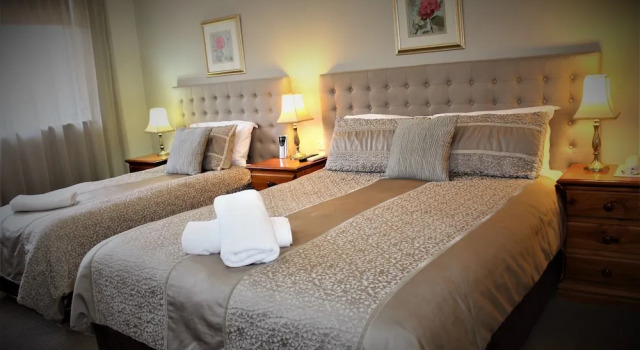 Четырёхместный номер Deluxe Cotswold Gardens