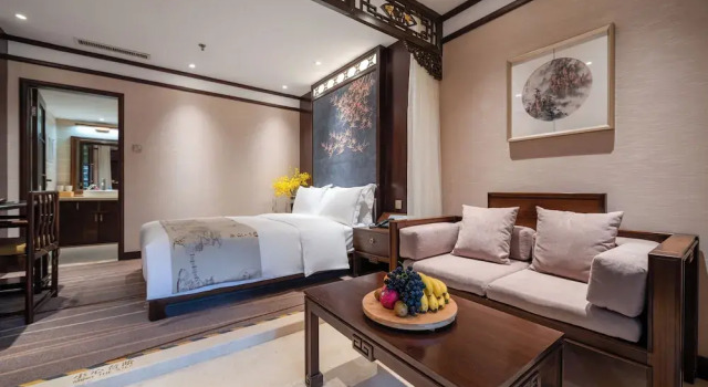 Номер Comfort Lijiang   Duofu  Resort  Hotel