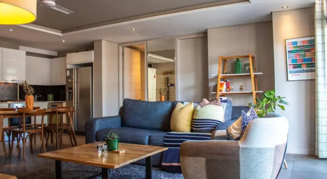 Апартаменты Two Bed Gardens Central Secure