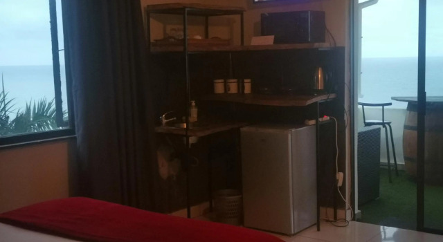 Jackies s Ocean View, Забронировать Отель Отели Блафф 3 звезды, 3*