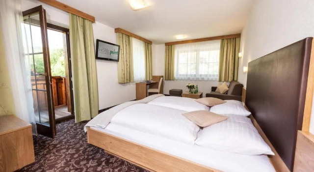 Двухместный номер Standard с балконом Hotel Puint