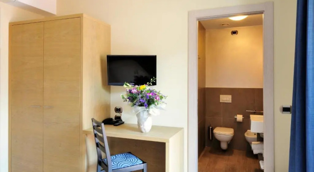 Четырёхместный номер Standard с балконом Eco Hotel Bonapace