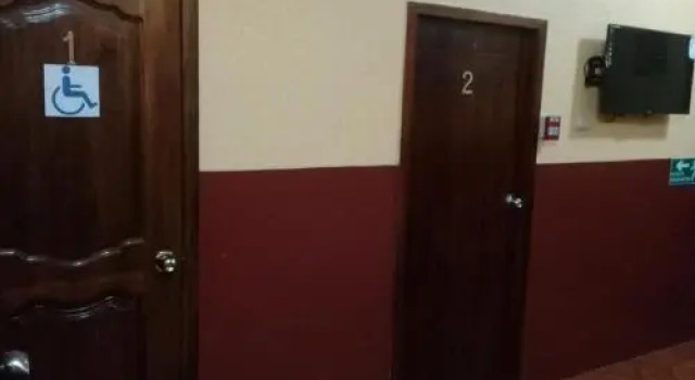 Hostal Jacintita, Book Hotel Hotels in Manabi with Parking, Parking