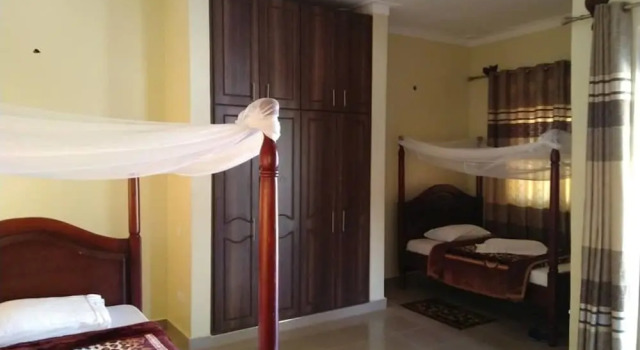 Kalalo Cottage Inn, Book Feriehus Villaer i Pakwach, Villa