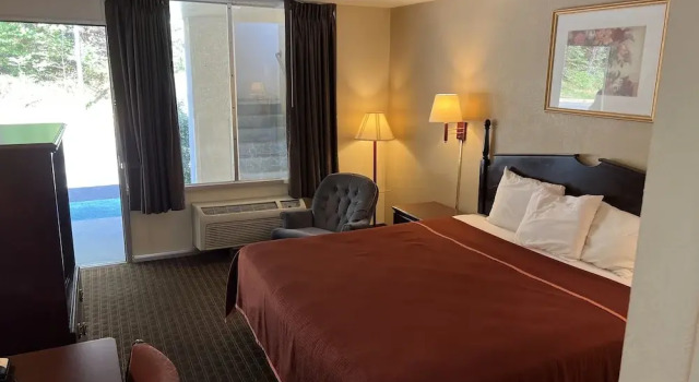 Howard Johnson - Cleveland, Rezervovat Hotel Cleveland Georgie