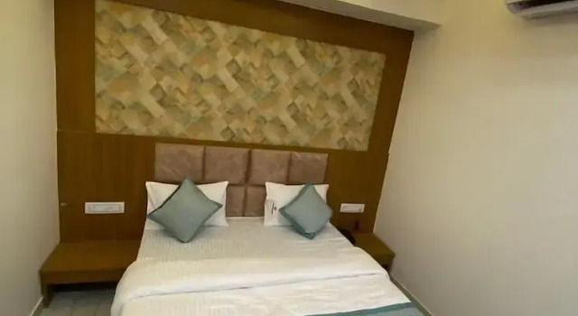 Номер Deluxe hotel neptune