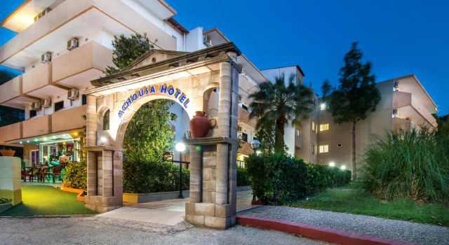 Achousa Hotel