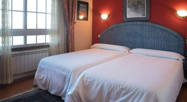 Hotel Santo Apóstol, Prenota Hotel  