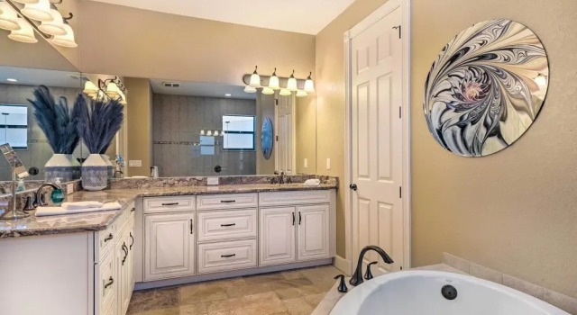 Коттедж 'casa Getaway' Cape Coral Home w/ Lanai & Pool!