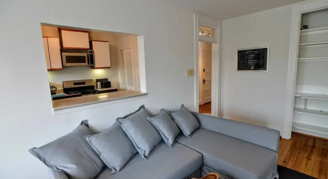 2123 R ST NW #3 - 1 Br Apts, Забронировать Апартаменты/квартира Апартаменты Вашингтона, рядом с Frances Perkins House, Апартаменты/квартира