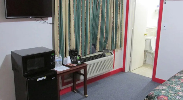 Четырёхместный номер Standard Parsons Inn