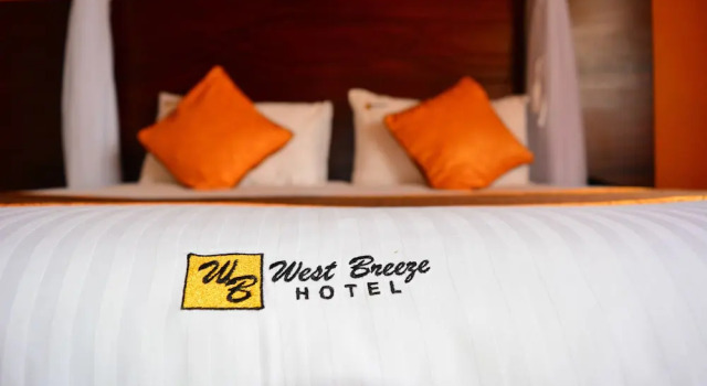 Camera Standard West Breeze Hotel