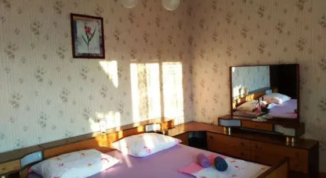 Апартаменты New And Completely Renovated Apartment 5-1