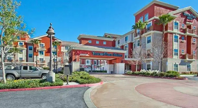 Люкс TownePlace Suites by Marriott Ontario Airport