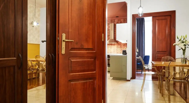 Patterned Apartment Zyblikiewicza Street, Забронировать Апартаменты/квартира Апартаменты Кракова, рядом с Церковь Святого Франциска Ассизи, Апартаменты/квартира