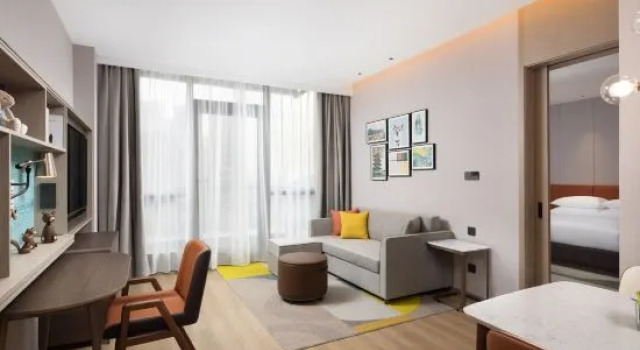Люкс Home2 Suite by Hilton Wuhan Economic Development Zone