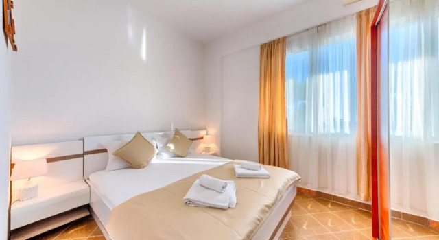 Lux Apartments S