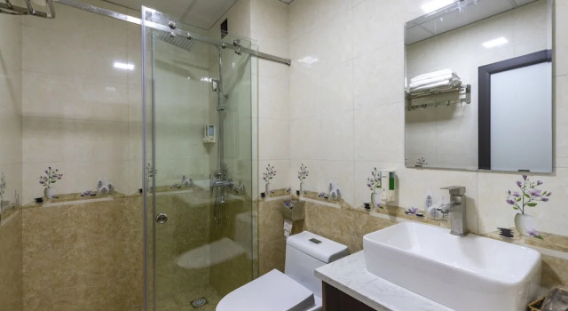 Трёхместный номер Standard с балконом Sunshine View Sapa Hotel