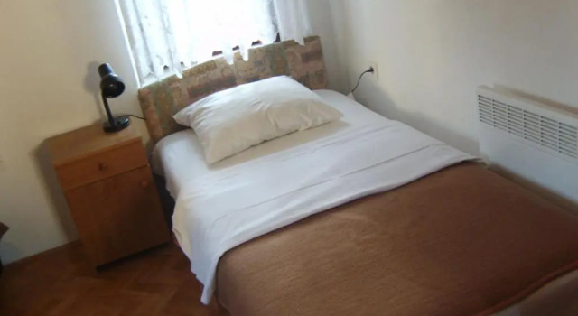 Rooms Roso, Забронировать Отель Трогир 