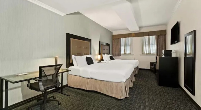 Люкс Quality Inn Philadelphia Center City