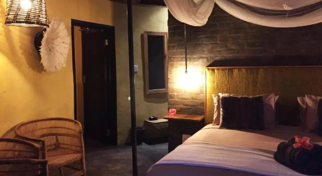 Номер Deluxe Addo African Home