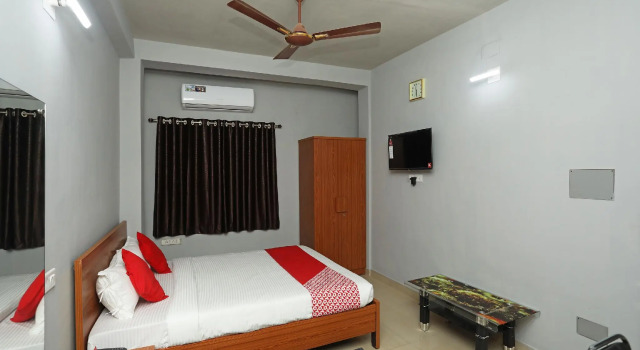 Durbar Guest House by OYO Rooms