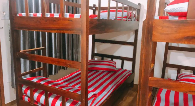 Кровать в общем номере Le Grey Dalat Hotel