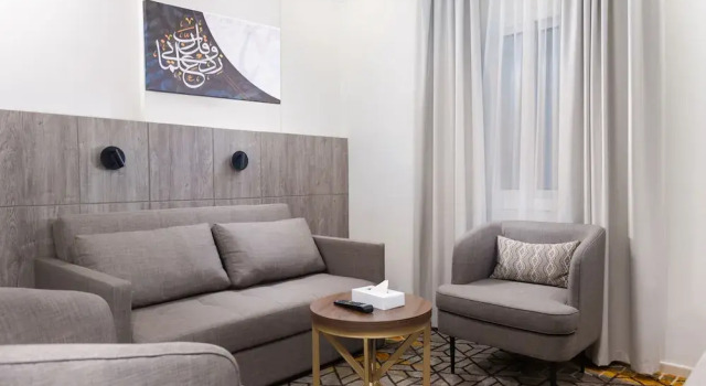 Полулюкс Alayam Elite Hotel
