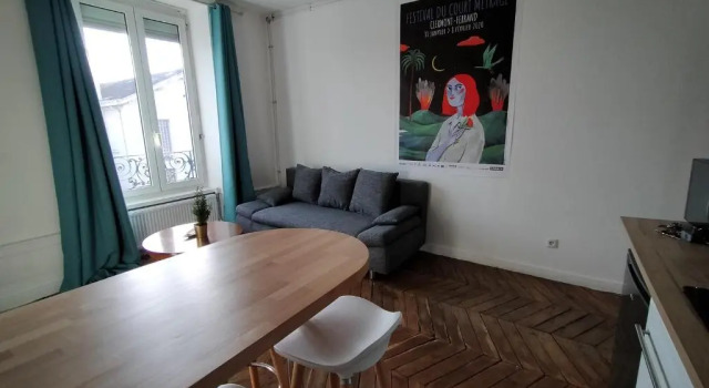 Апартаменты Appartement cosy Parvis Gare
