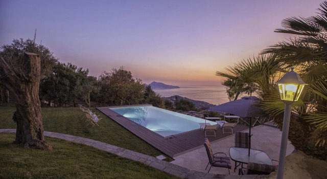 Villa Ferrara in Sant Agata sui Due Golfi