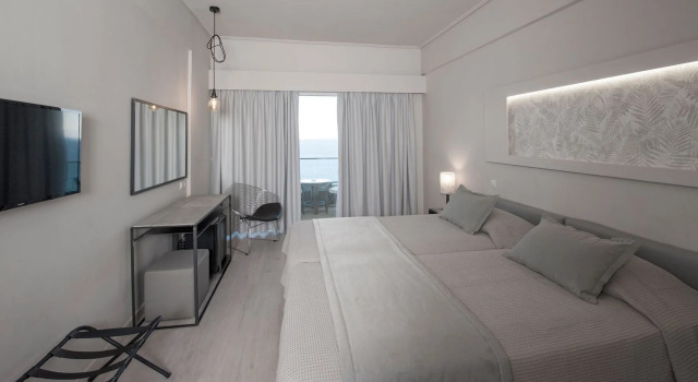 Семейный номер Standard с видом на горы King Saron Hotel Resort
