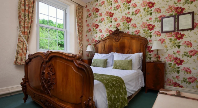 Номер Economy Fox & Hounds Country Hotel