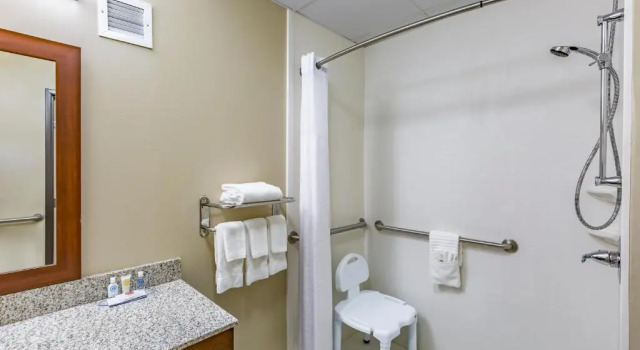 Номер Standard Comfort Inn Altoona-Des Moines