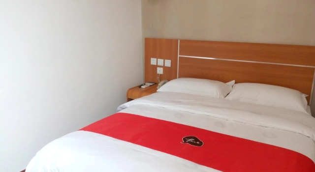 Thank Inn Hotel Shandong Rizhao North Development Zone Baoshan Road, Prenota Hotel Hotel a Shandong con parcheggio, Parcheggio