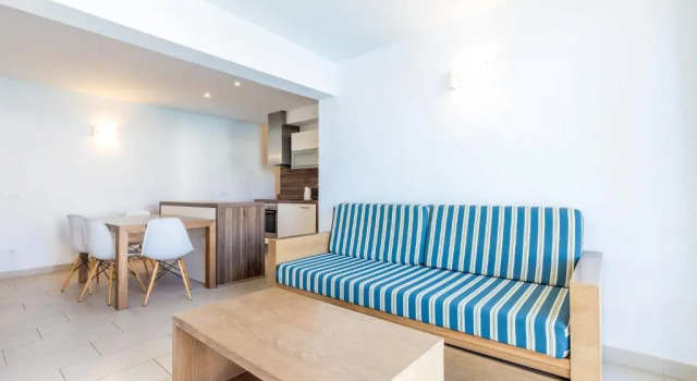 Апартаменты Superior Vibra Blanc Cottage Apartmentos - 3SUP