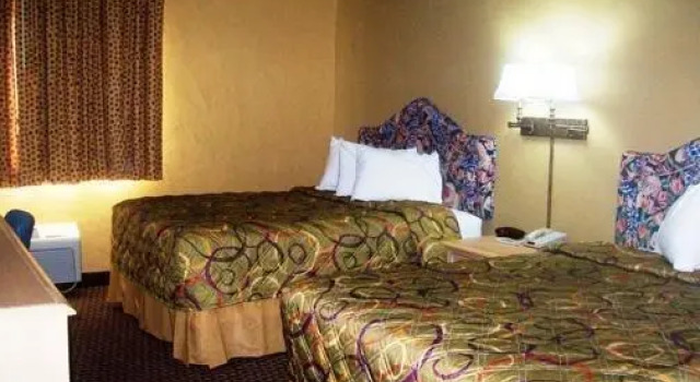Econo Lodge Inn And Suites, Buchen Sie Hotel Belleville Illinois