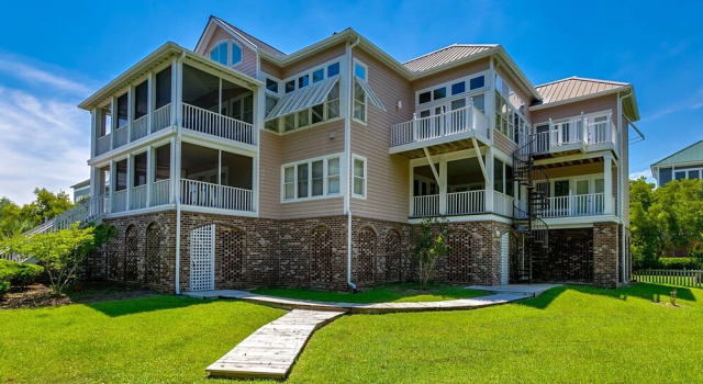 Sunny Dunes by Peace Vacations, Buchen Sie Ferienhaus Debordieu Colony USA