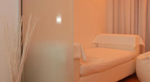 The Silk Hotel, Book Hotel Katerini 