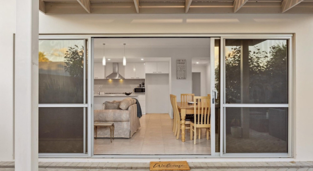 Spacious Family Home in Wannanup Mandurah, Book Lejlighed Wannanup Western Australia