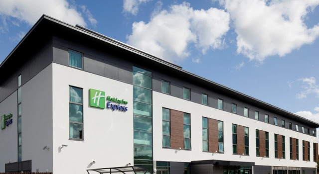 Кровать в общем номере Holiday Inn Express Burnley M65 Jct 10 by IHG