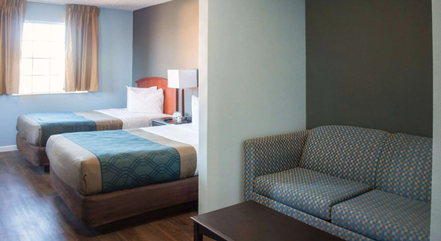 Econo Lodge Inn & Suites South, Buchen Sie Gasthaus Sandusky South Ohio