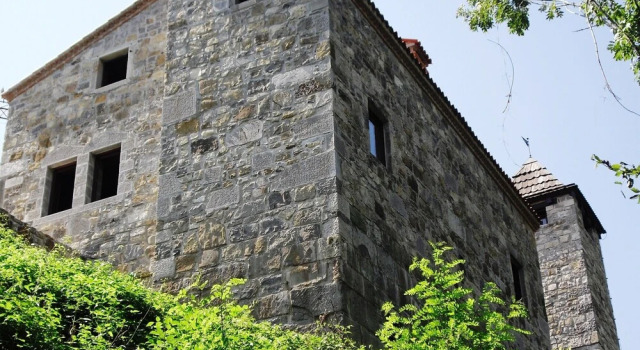 Castello di Ahrensperg