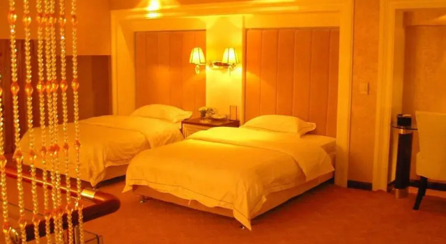 Oriental Hawaii Hotspring Hotel