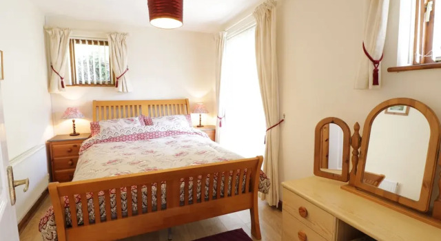 Hideaway, Book Hotel Llanbedr Snowdonia