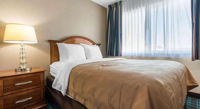Номер Standard Ramada Bayside Inn & Suites Eureka