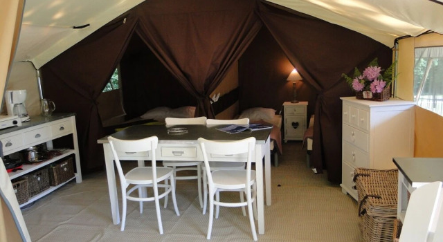 Le camping Au Gré des Vents, Rezerwuj Pole kempingowe  