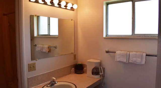 Двухместный номер Standard JR Inn